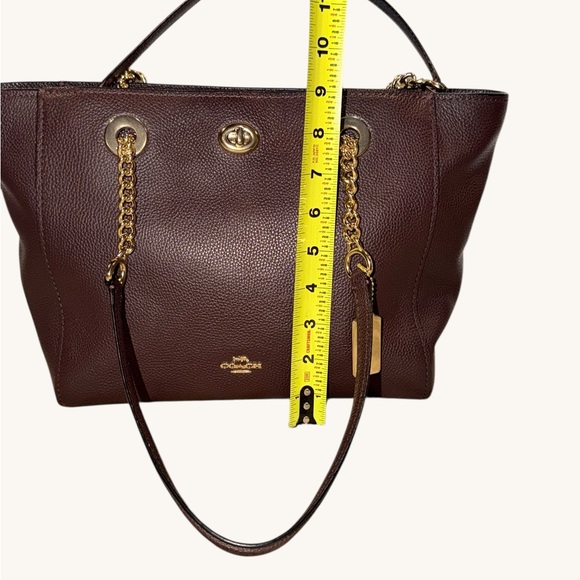 Coach Turnlock Chain Tote Polished Pebble Leather Gold Hardware - Picture 16 of 16